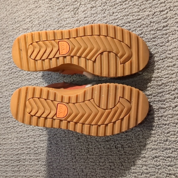 Sorel Ona Ave Alpine Boots - Picture 5 of 6